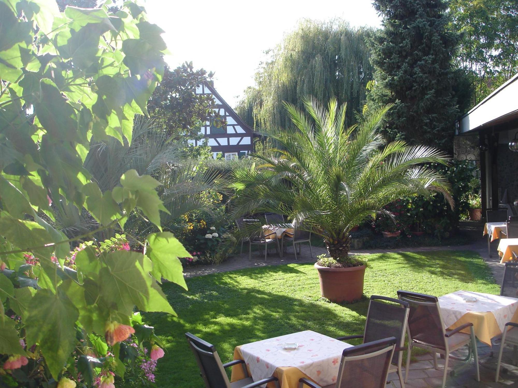 Hotel Gasthaus Zum Roessel Lichtenau à Scherzheim Extérieur photo